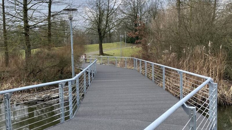 Sicherheitsdienst kontrolliert in Kaarst: „Sommerferien machen die Präsenz im Stadtpark nötiger“