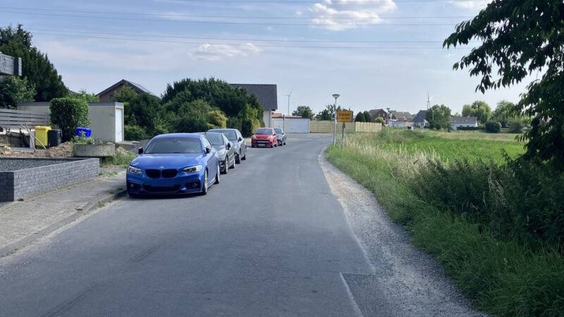 Anwohner sorgen für Staus: Parkchaos an Nettebrücke in Dülken