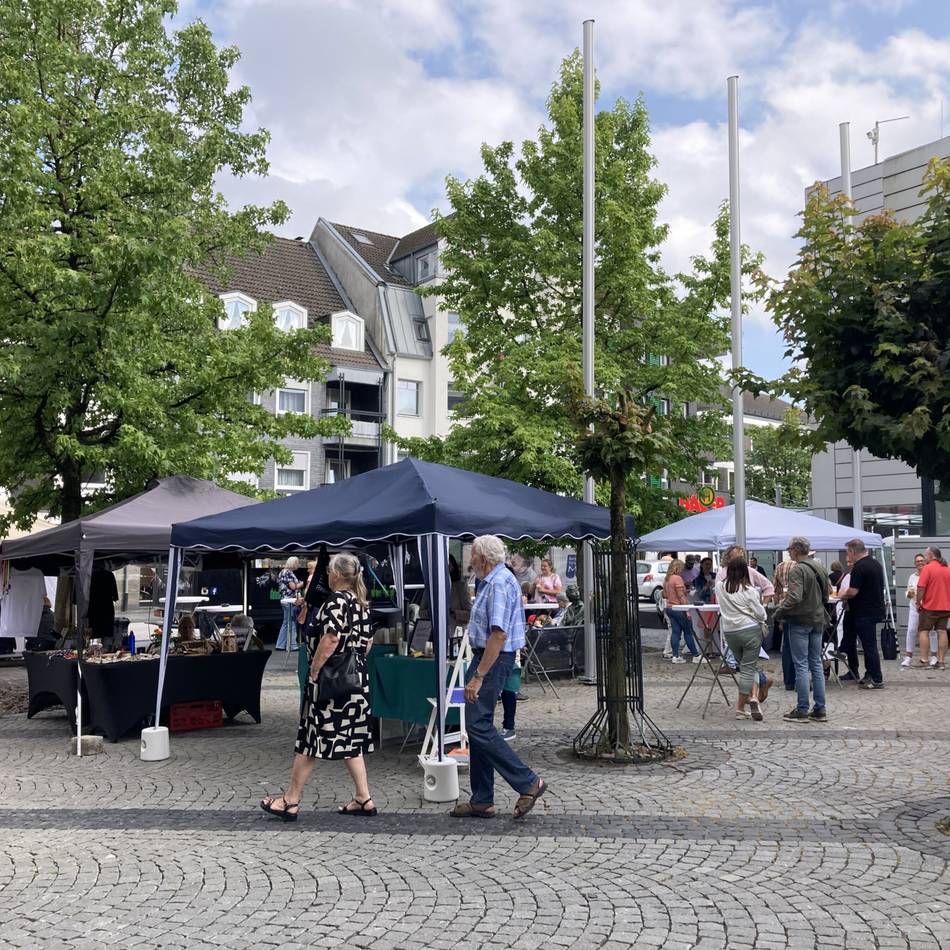 Feierabendmarkt in Wermelskirchen: Neue Anordnung stößt auf positive Resonanz