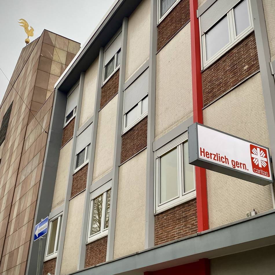 Mönchengladbacher Politik diskutiert: Sozialdezernent äußert sich zum Tagestreff am Adenauerplatz