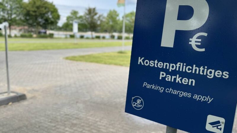 Überblick über Gebühren und Bezahlmöglichkeiten: Wo und wann das Parken an der Xantener Südsee und Nordsee Geld kostet