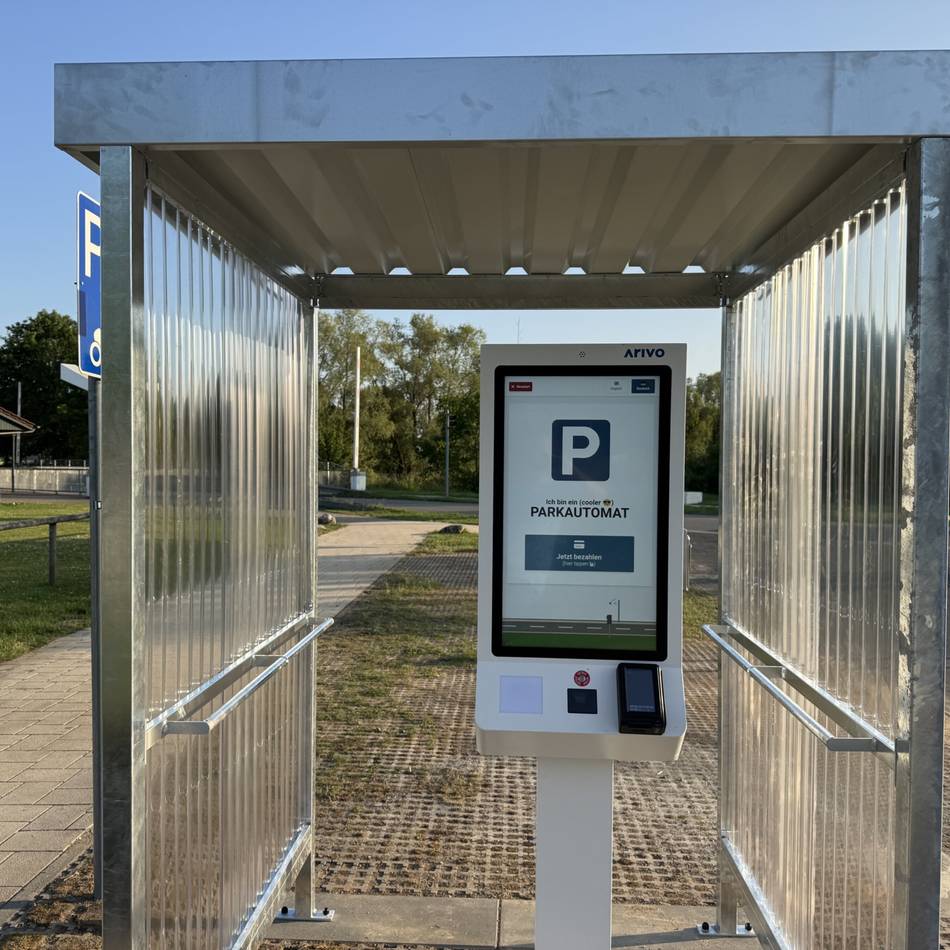 „Keine Entscheidung der Stadt“: Bürgermeister rechtfertigt Parkgebühren am FZX