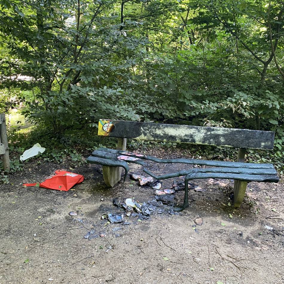 Polizei bittet um Hinweise: Wieder Brandstifter in Geldern unterwegs
