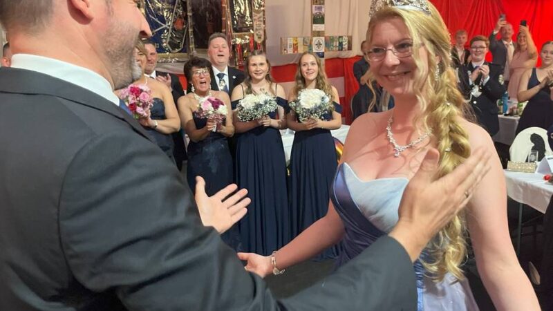Schützenfest in Meerbusch: Königin Jennie begeistert die Büdericher Schützen