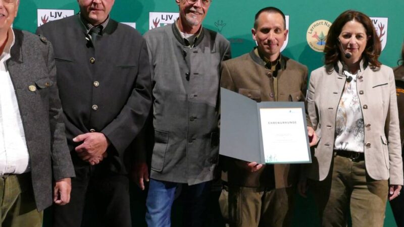 Ehrenpreis der Wildtier- und Biotopschutz-Stiftung NRW: Ehrung der Pflanzaktion der Jäger des Hegerings Kevelaer/Weeze