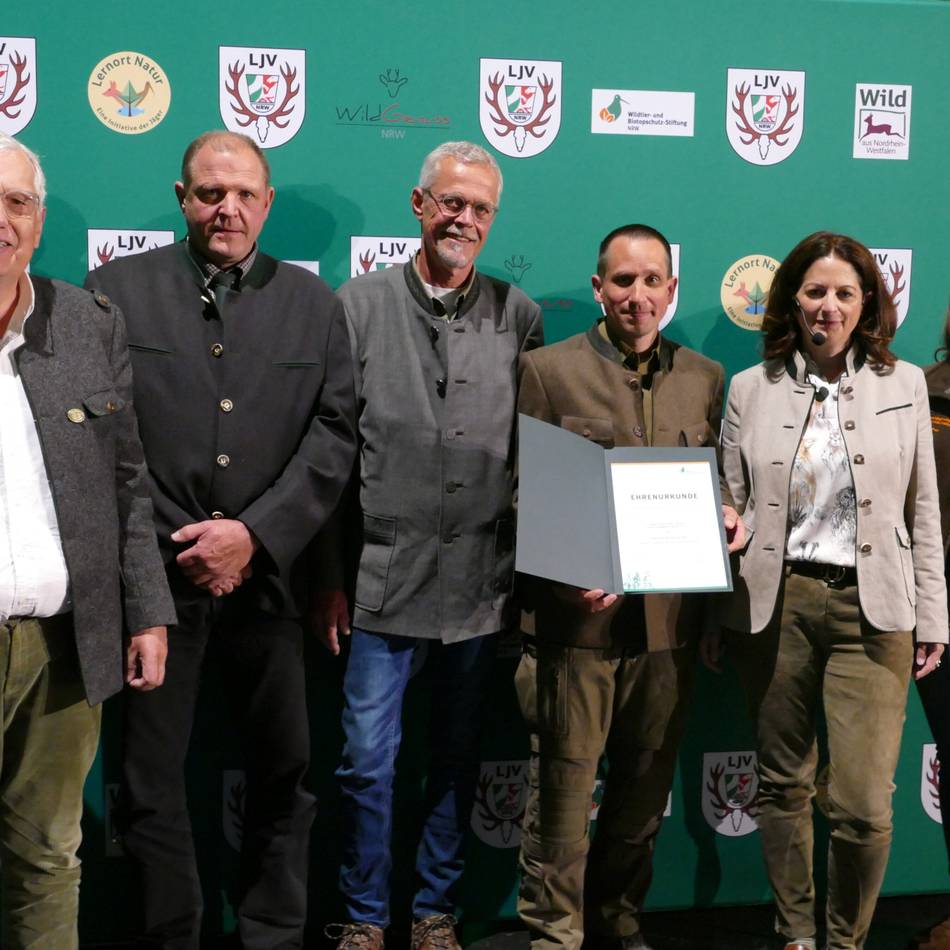 Ehrenpreis der Wildtier- und Biotopschutz-Stiftung NRW: Ehrung der Pflanzaktion der Jäger des Hegerings Kevelaer/Weeze