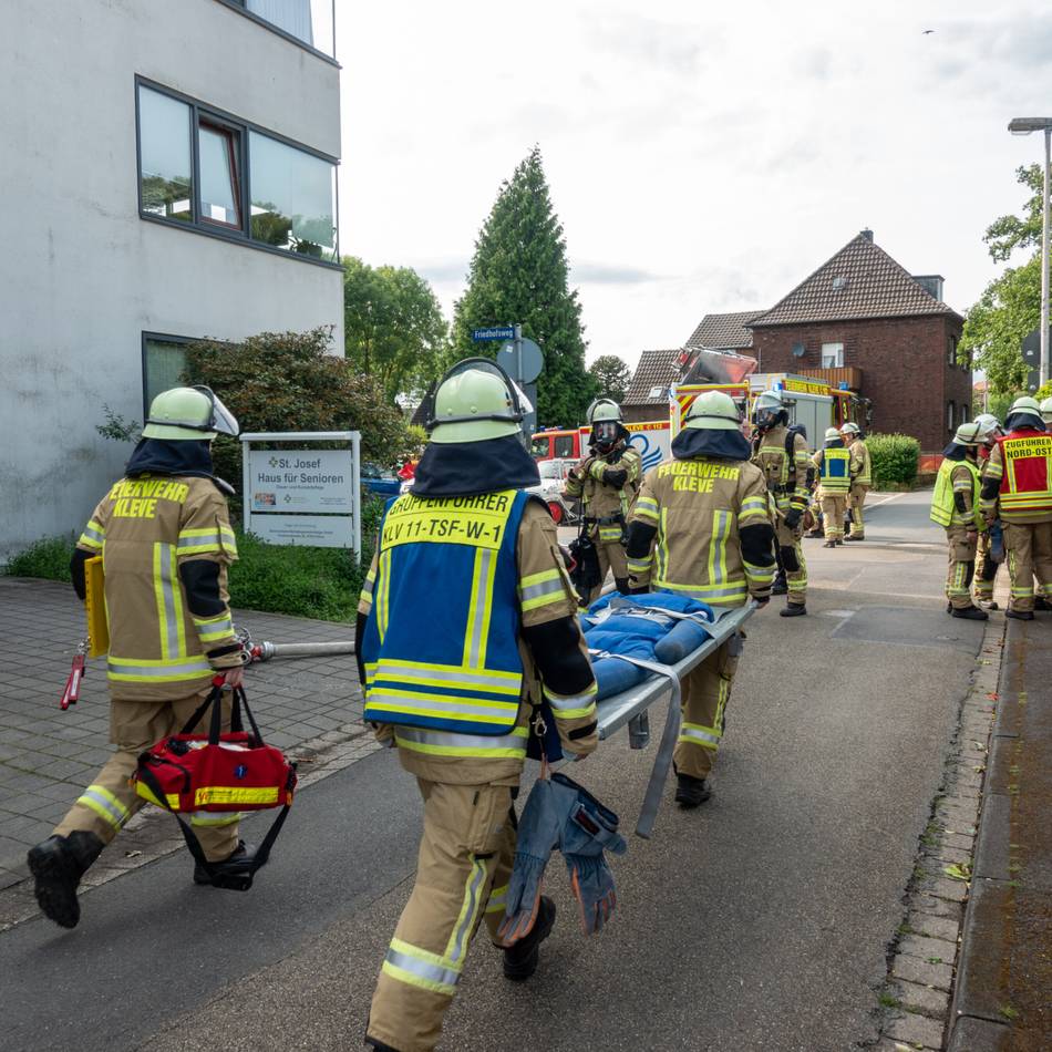 Übung ohne Ankündigung: Feuerwehr übte Großeinsatz in Altenheim in Griethausen