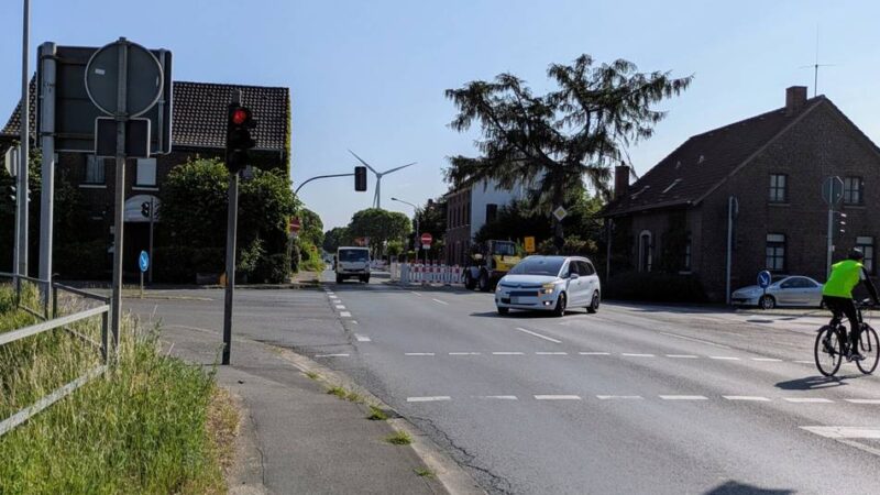 Von Süchteln-Hagen aus: Straße nach Vorst bleibt weiter gesperrt