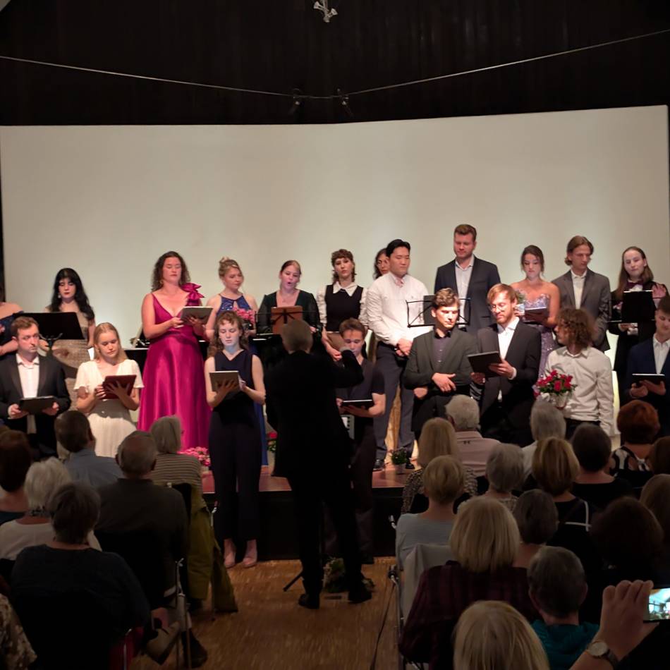 Konzert in Ratingen: Junge Musiker begeistern in der Wasserburg