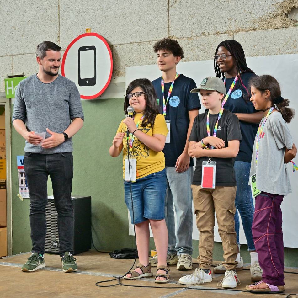 Angebote der Stadt Krefeld: Ferienprogramme von Multikulti bis Planspiel