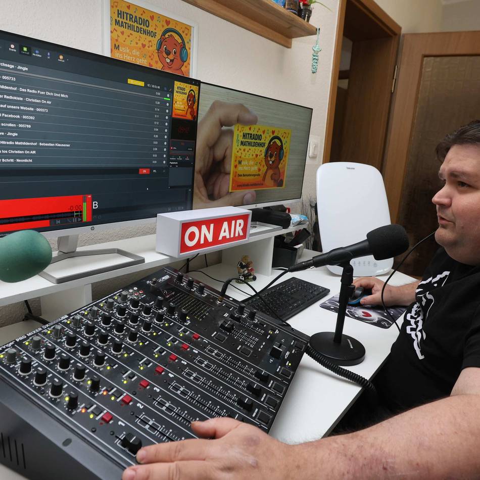 Webradio aus Leverkusen: „Ich möchte Radio machen, das ins Herz geht“