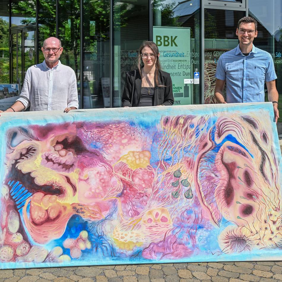 Neue Kunstausstellung am Solegarten: Vom Entstehen bis zur Auflösung ins Nichts