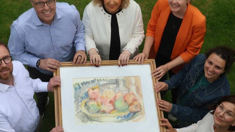 Großspende für Hospizzentrum in Leverkusen: Bayers Kunstverkauf bringt 64.000 Euro fürs PalliLev