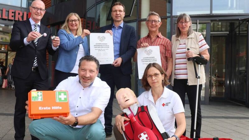 Gesundheitstag in Leverkusen: Mit dem OP-Roboter in die Rathaus-Galerie
