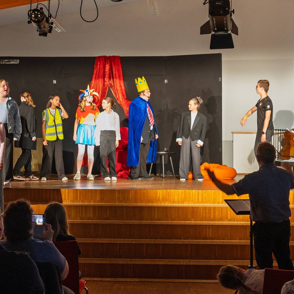 Musical am Gymnasium: Schüler besingen eine liebenswerte Stadt