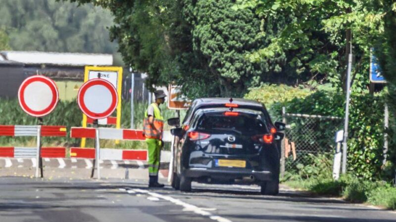 Grenzübergänge zu Emmerich-Elten: Gesperrte Grenzübergänge „nicht hinnehmbar“