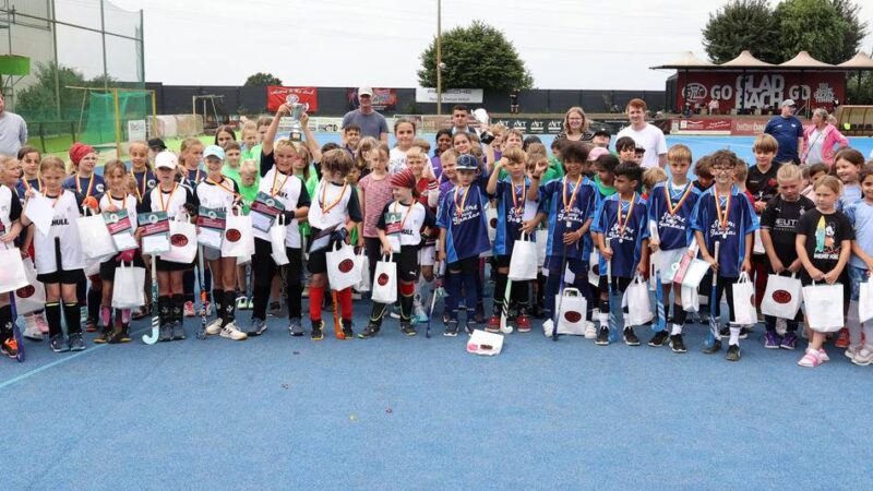 Feldhockey-Stadtmeisterschaft auch für Kita-Kids: Mönchengladbacher Grundschüler tragen ihre eigene „Hockey-EM“ aus