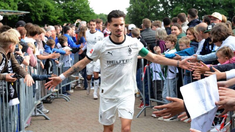 Baby, Reha, Strand: So machen die Borussia-Profis Urlaub – oder auch nicht