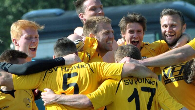 „Wir waren die Jungs vom Acker“: Das sagen ehemalige Spieler und Trainer zum Aus der SV Hönnepel-Niedermörmter