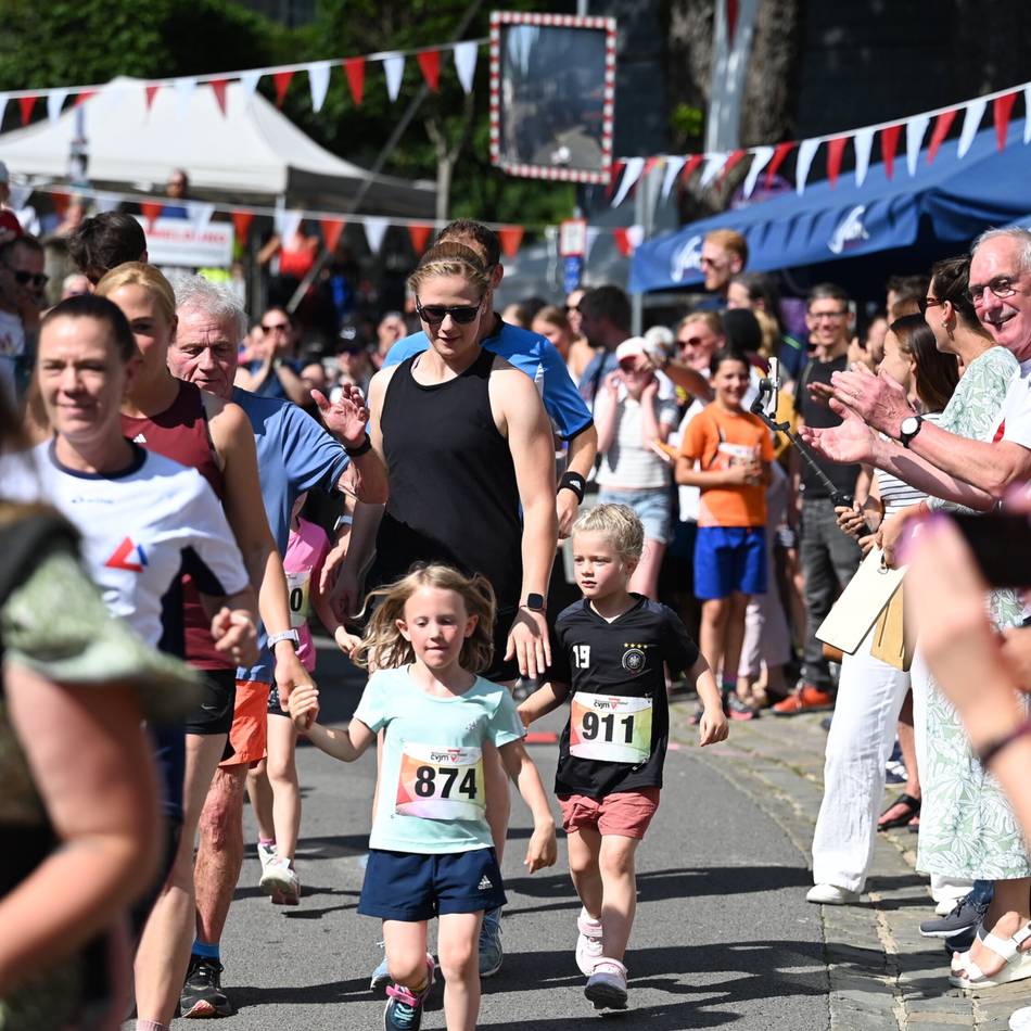 Straßenlauf des CVJM Dhünn: Mittsommernachtslauf feiert neuen Rekord
