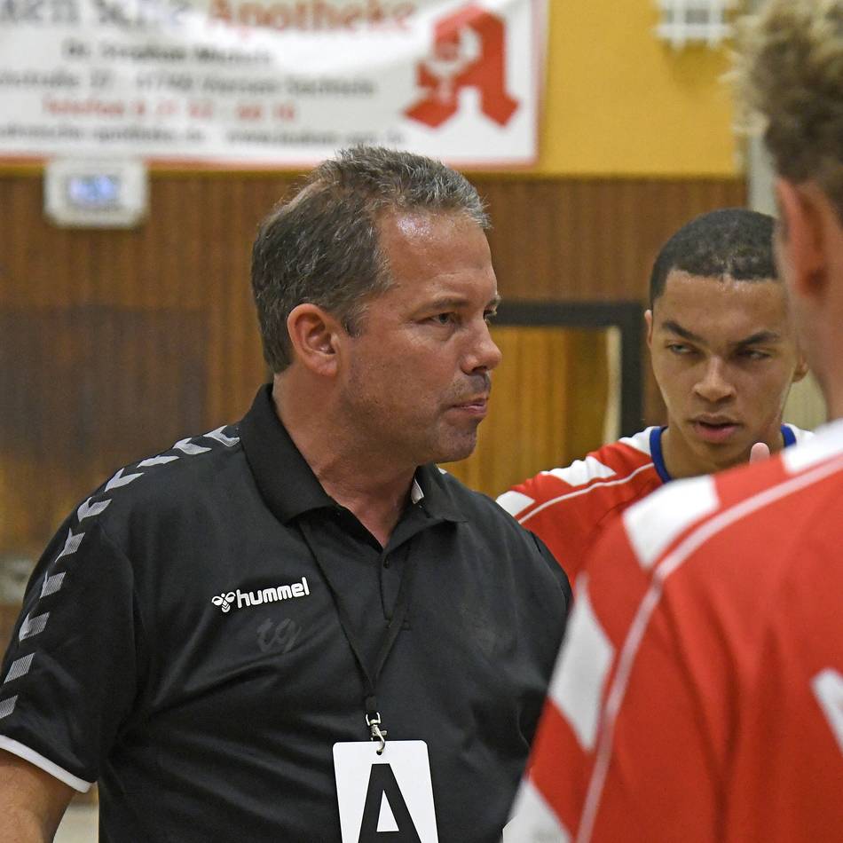 Sechs Wochen nach Saisonende: Süchtelns Handballer müssen im Relegations-Endspiel nachsitzen