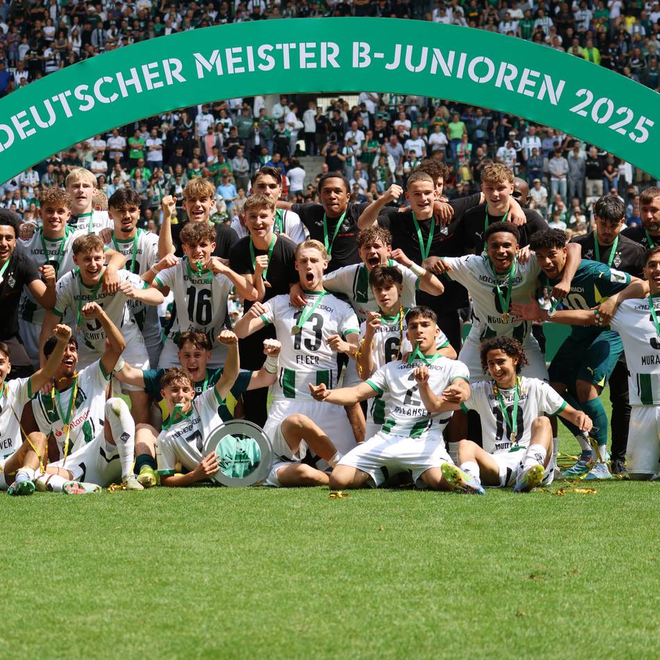 Borussias Meister-Trainer Enache überwältigt: „Eine wunderbare Reise mit diesem tollen Jahrgang“