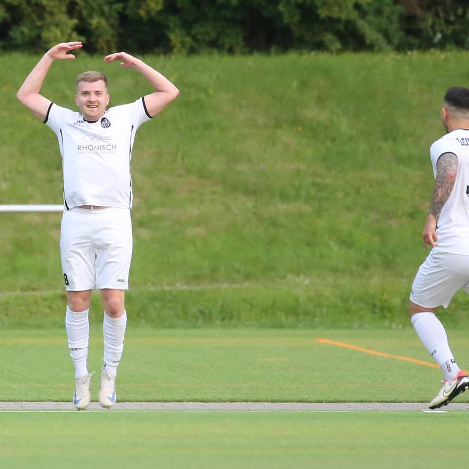 2:0-Sieg gegen 1. FC: Odenkirchen gewinnt Teil eins der Entscheidungsrunde