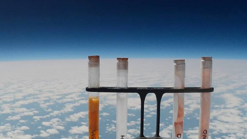 Beeindruckende Fotos: Xantener Gymnasiasten schicken Wetterballon in die Stratosphäre
