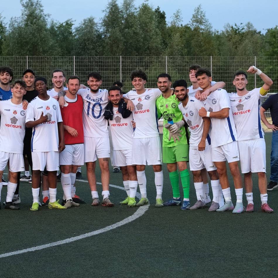 Relegation in der Bezirksliga: Ratinger Reserve feiert den Klassenerhalt per Kantersieg