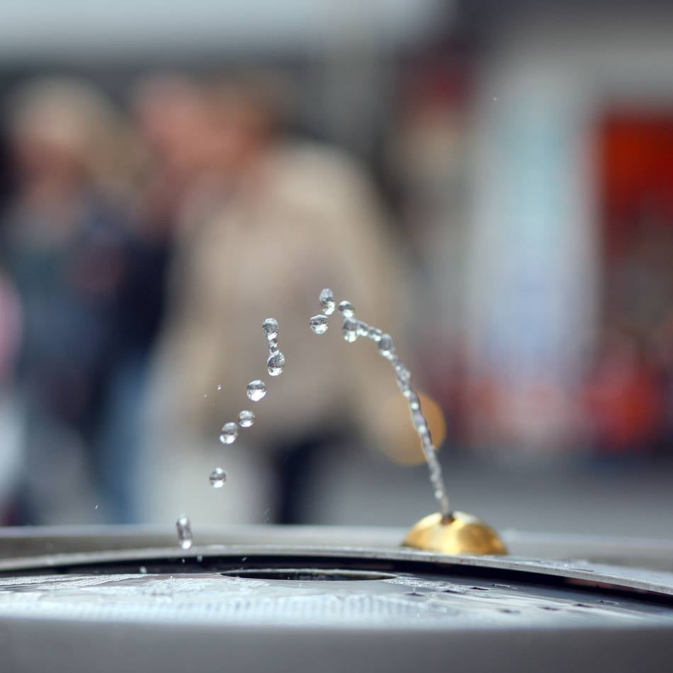 Hitzeschutz in Krefeld: Spendenaktion für Trinkwasserspender am Uerdinger Zollhof