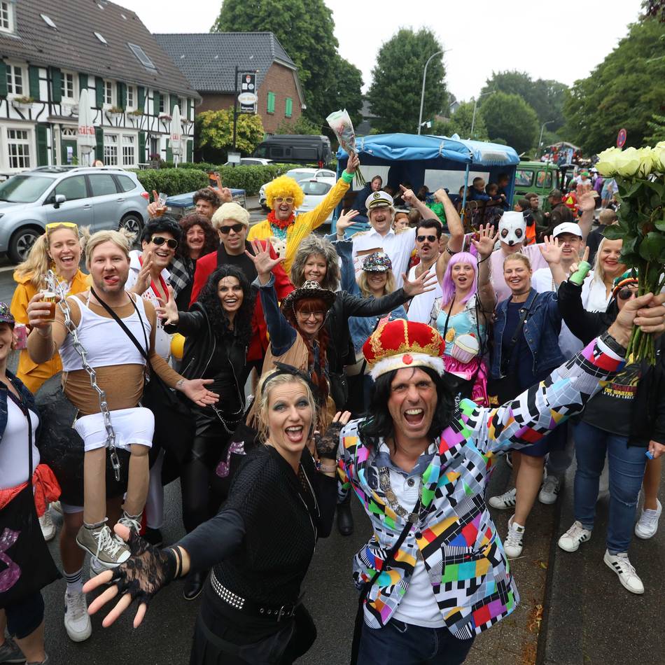 Nach Bangen um Tradition wegen hoher Auflagen in Leverkusen: PaRoLi-Umzug kann doch ziehen