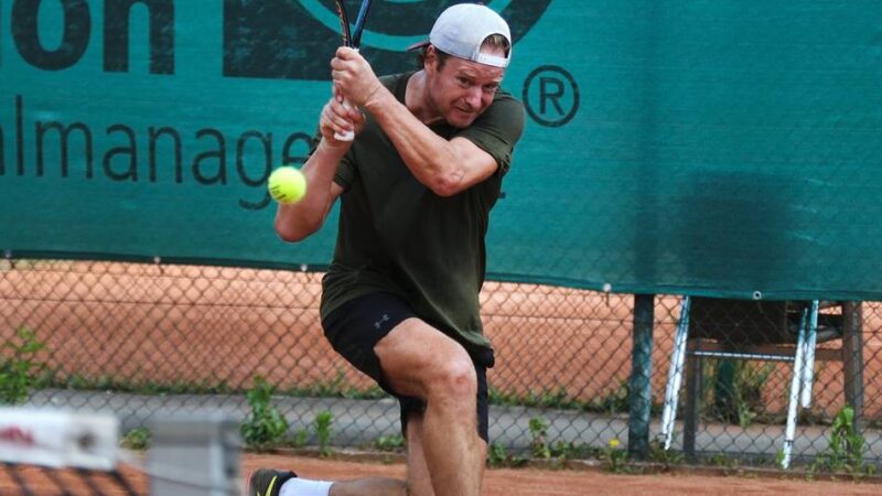 Finale in der Tennis-Regionalliga: Ratinger TC gewinnt extrem enges Spitzenspiel