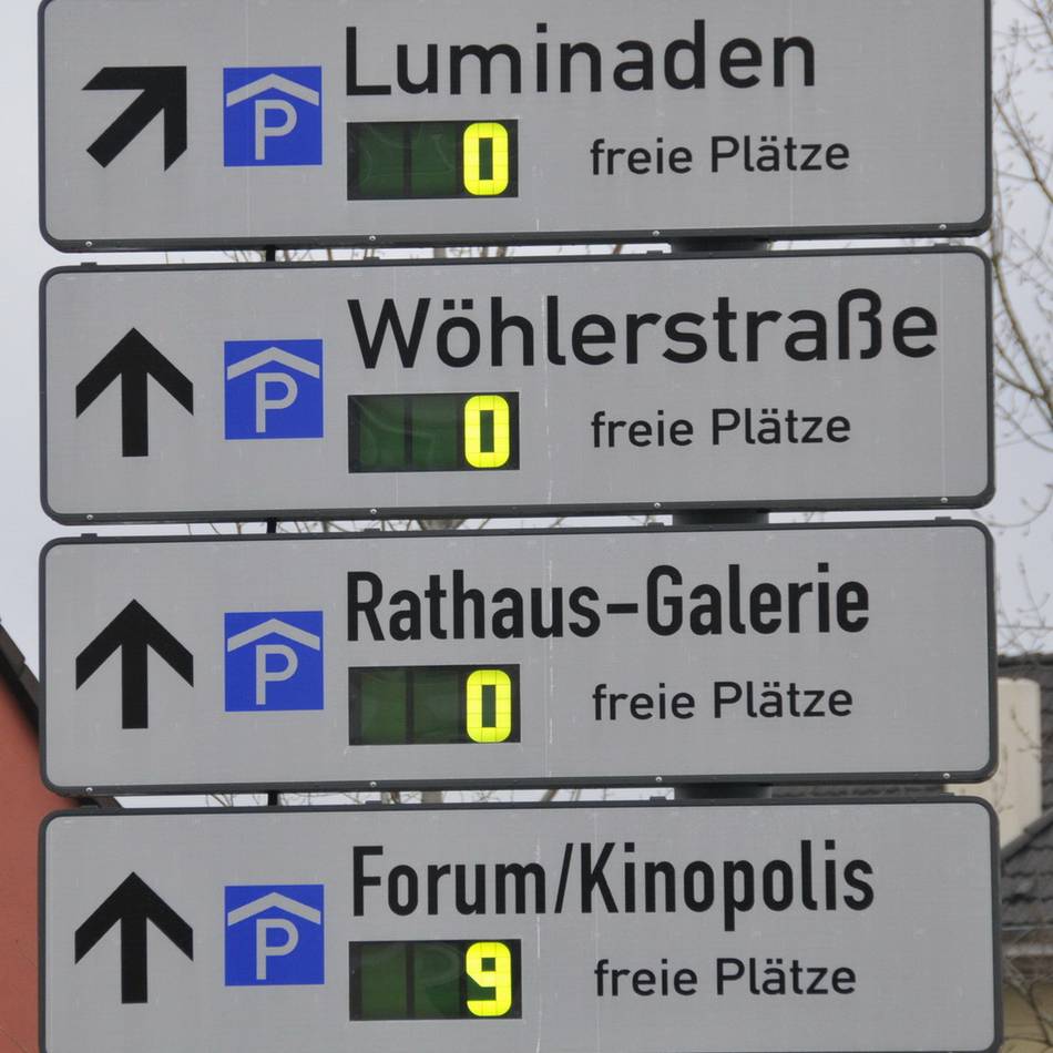 „Ämterkarten“ in Leverkusen gestoppt: Ärger um kostenlose Parktickets für die Stadt