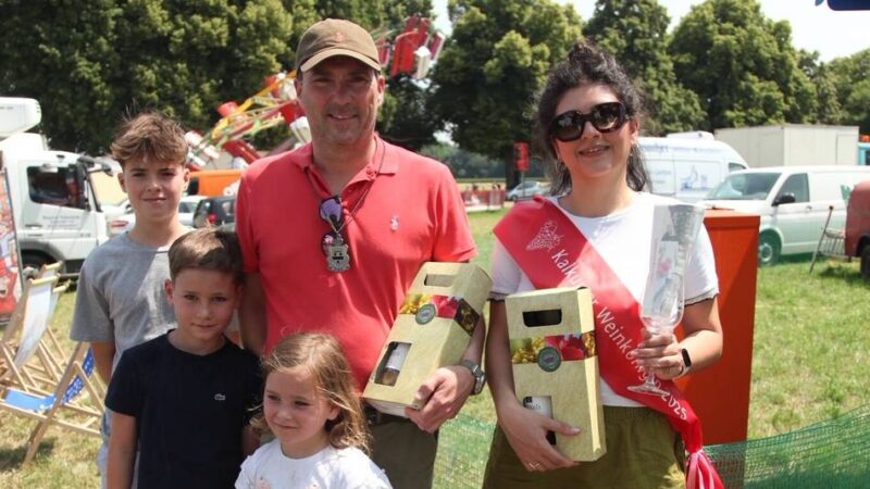 Schützenfest im Düsseldorfer Norden: Kalkum hat jetzt eine Weinkönigin