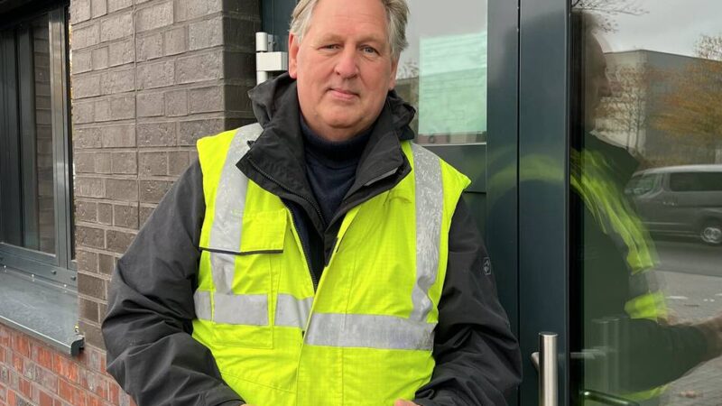 Im Dienst der Stadtwerke Meerbusch: Was ein Zähler-Ableser in seinem Job erlebt
