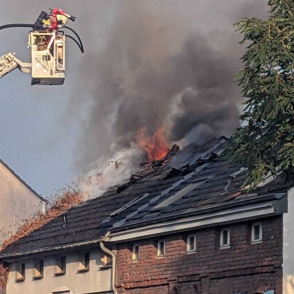 Nach Großfeuer an der Walder Straße in Hilden: Suche nach der Brandursache läuft auf Hochtouren