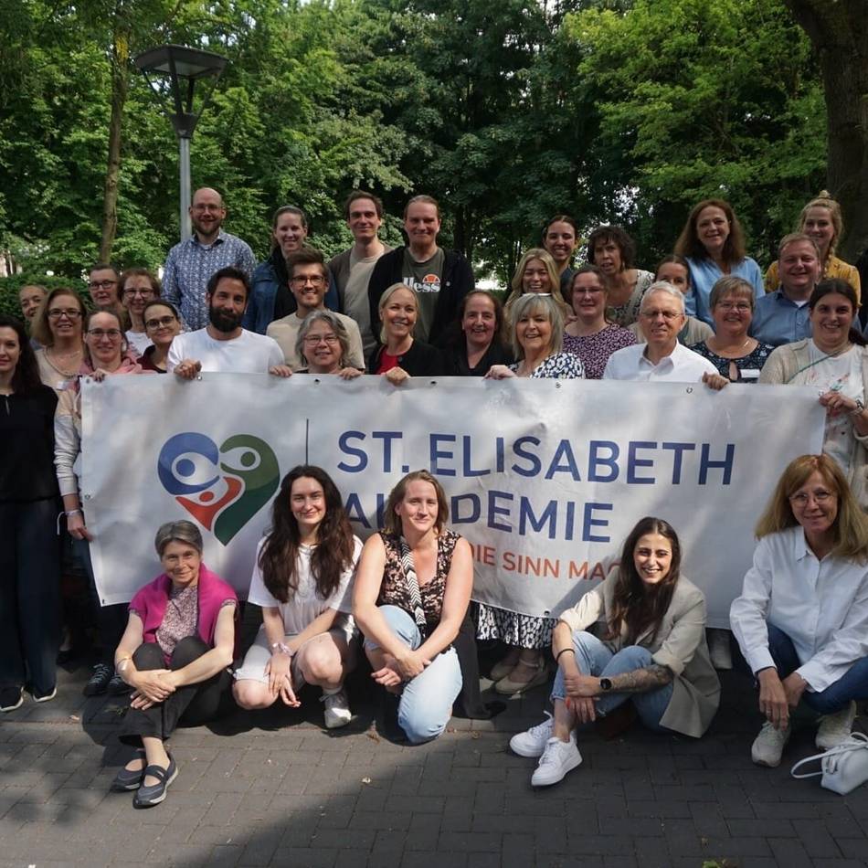 Im Zeichen der Vielfalt: 20 Jahre St.-Elisabeth-Akademie in Neuss