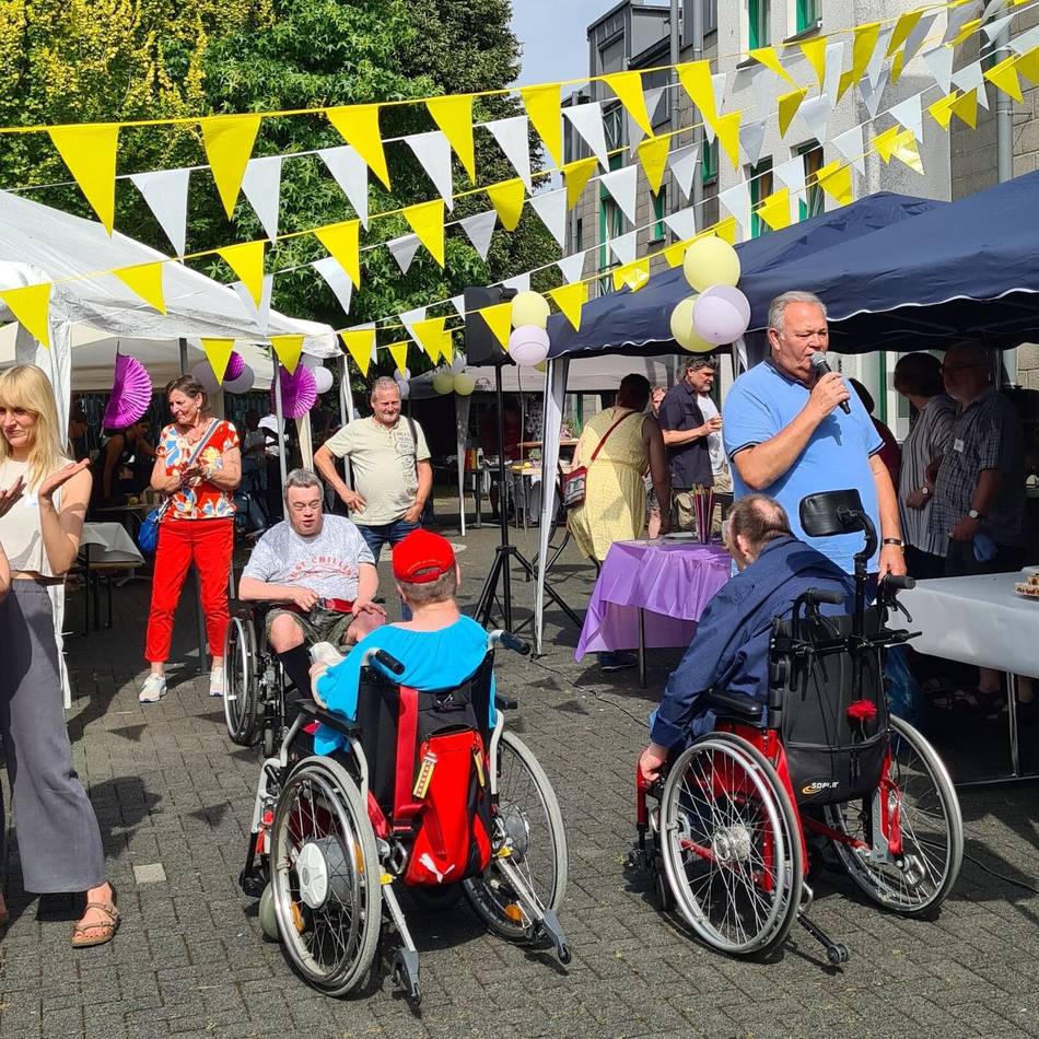 Lebenshilfe im Kreis Mettmann: Lebenshilfe feiert Sommerfest im Wohnhaus Ratingen