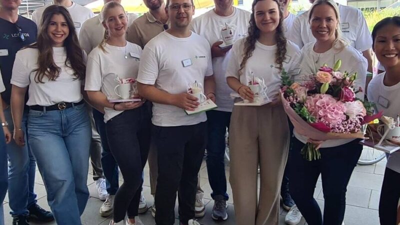 In Langenfeld: „Charity Day“ der Firma Logicor im Pro Talis Seniorenzentrum