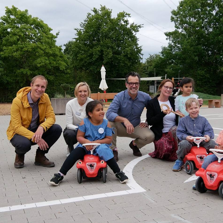 Symbolische Schlüsselübergabe: Stadt Monheim weiht Kita Auenkinder auf der Grazer Straße ein