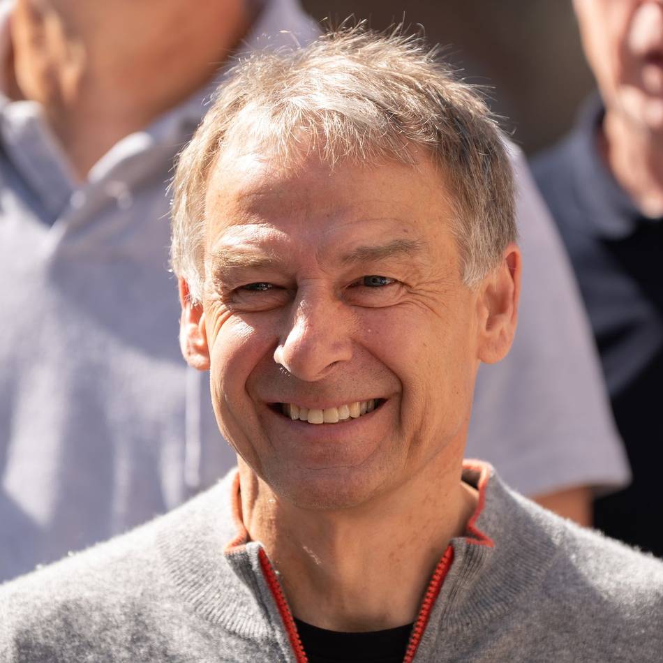 Club-WM: Klinsmann über Müller-Zukunft: „Vielleicht bleibt er da“