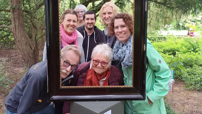 Kunst im Bauerngarten: Künstler zeigen Werke auf dem Tuppenhof