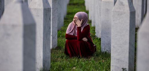 Völkermord in Srebrenica 1995: Wie Krankenschwester Christine Schmitz das Trauma überwunden hat