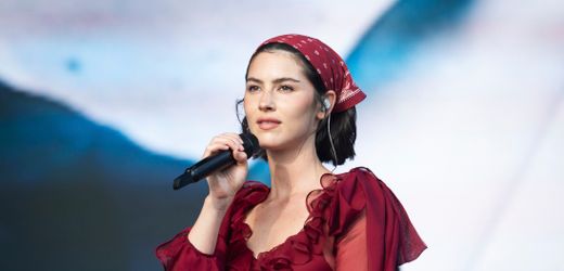 Kann Gracie Abrams singen? – Interview mit Gesangspädagoge Sascha Wienhausen
