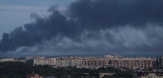 Ukraine: Russland greift erneut Ziele im Westen der Ukraine an, Polen überwacht seinen Luftraum
