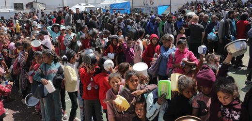 Israel-Gaza-Krieg: Palästinenser berichten von Dutzenden Toten nach israelischen Angriffen