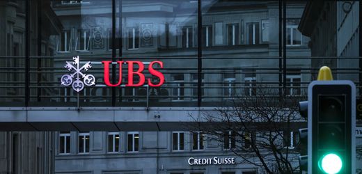 Credit Suisse: Großbank UBS muss Millionenstrafe zahlen