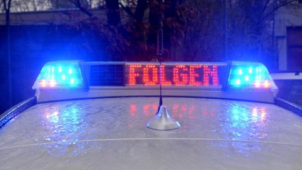 Polizei fasst Velberter Einbrecher auf der Autobahn A40