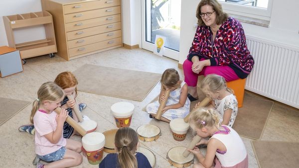 Kinder forschen: Wie die Kita St. Antonius Neugier fördert