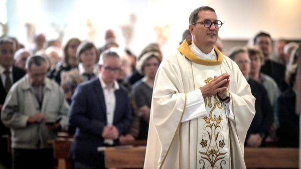 Gottesdienste: Heiligenhauser Gemeinde muss umplanen